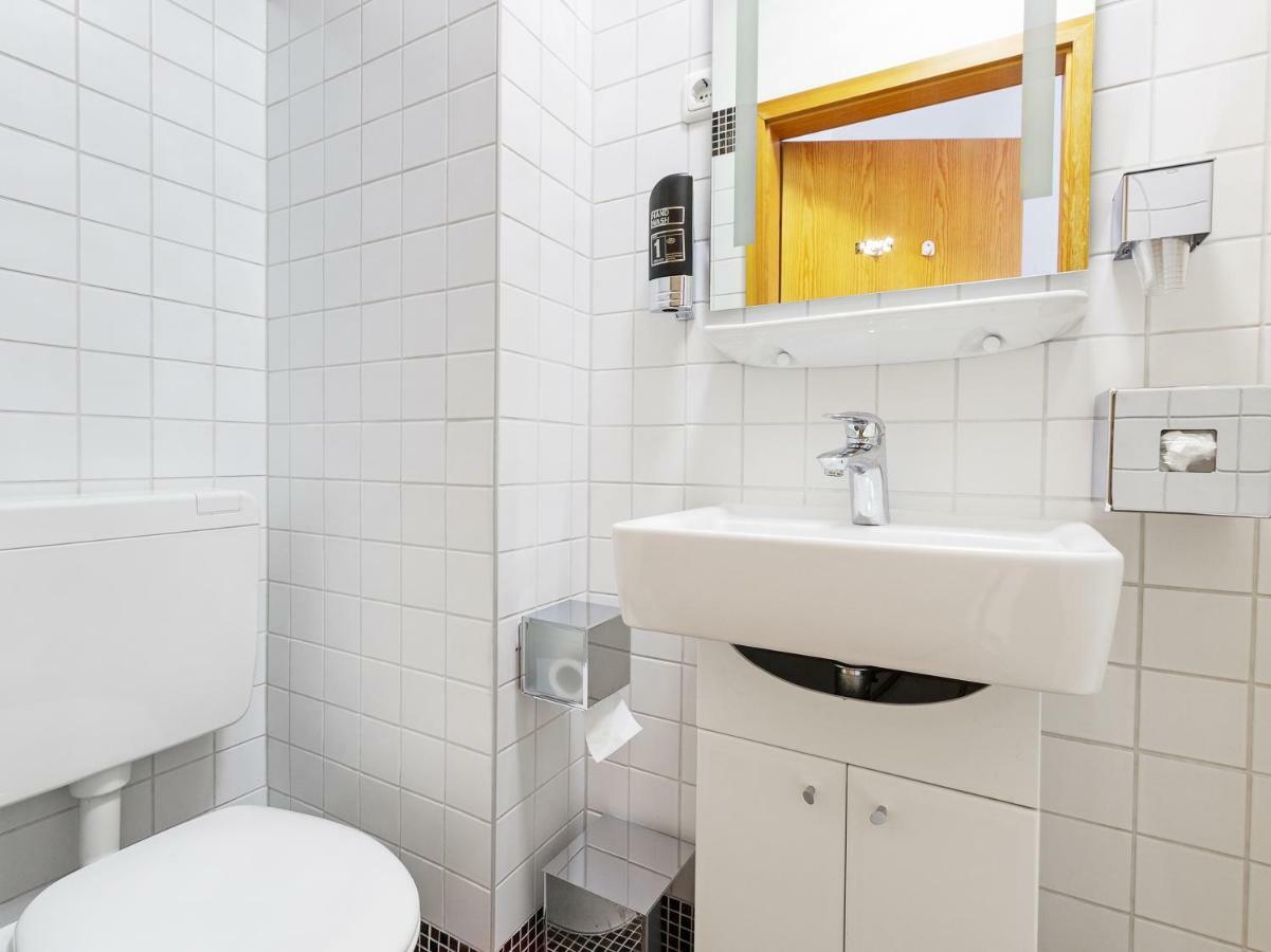 برلين Oyo Hotel Matzbach المظهر الخارجي الصورة